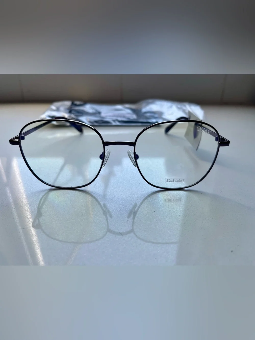 QUAY JEZABELL bluelight glasses- bronze metal frame/Bluelight lens - NWT! Unisex